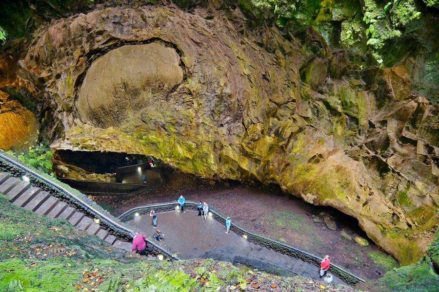 Lava cave (Terceira)