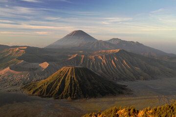 Tengger caldera at sunrise (2)