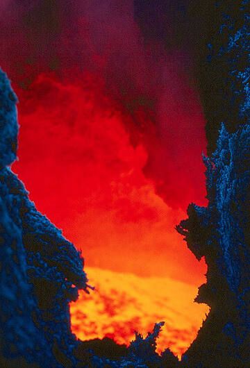 Puits de lumière sur le volcan Etna (Italie)